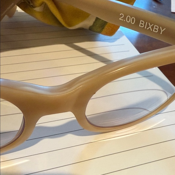 Caddis Bixby 2.00 readers Women's Glasses - Tan - Picture 3 of 9